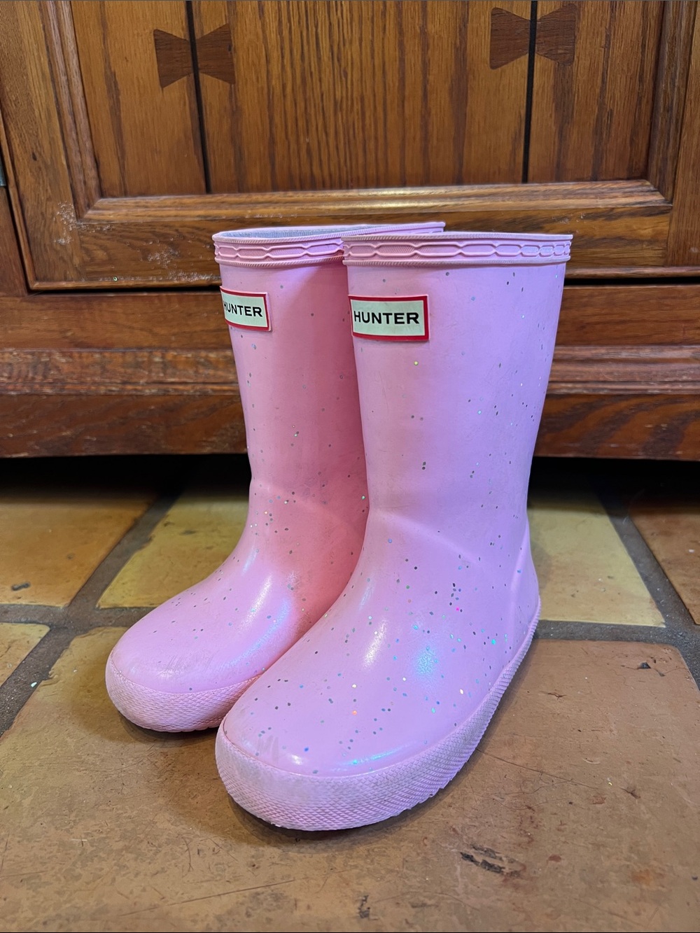 Hunter Kids First Giant Glitter Rain Boots in pink